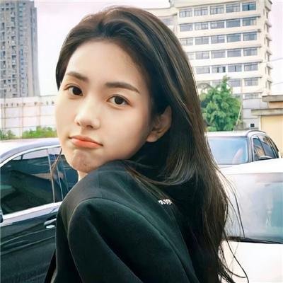 蒙娜丽莎与血月